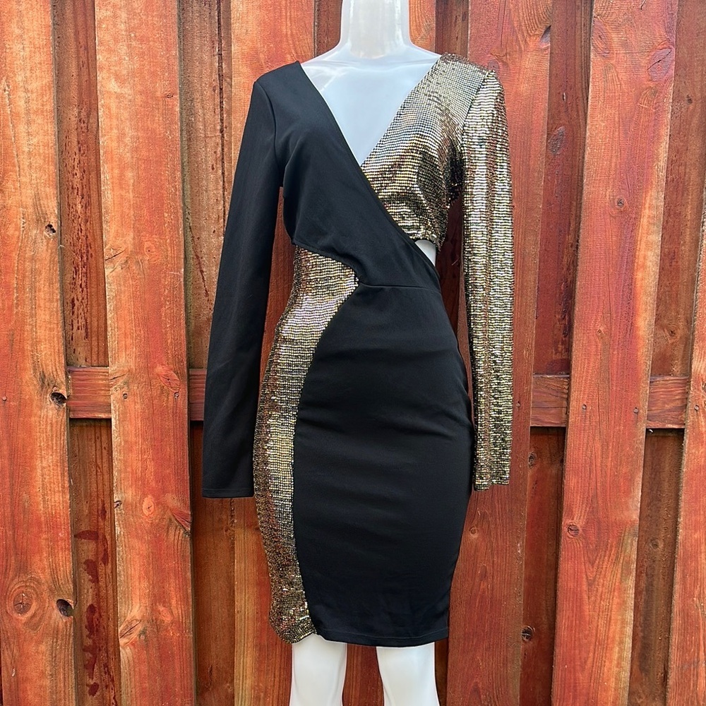 Cameo Women’s Elegant Black Gold Sequin Dress Size L